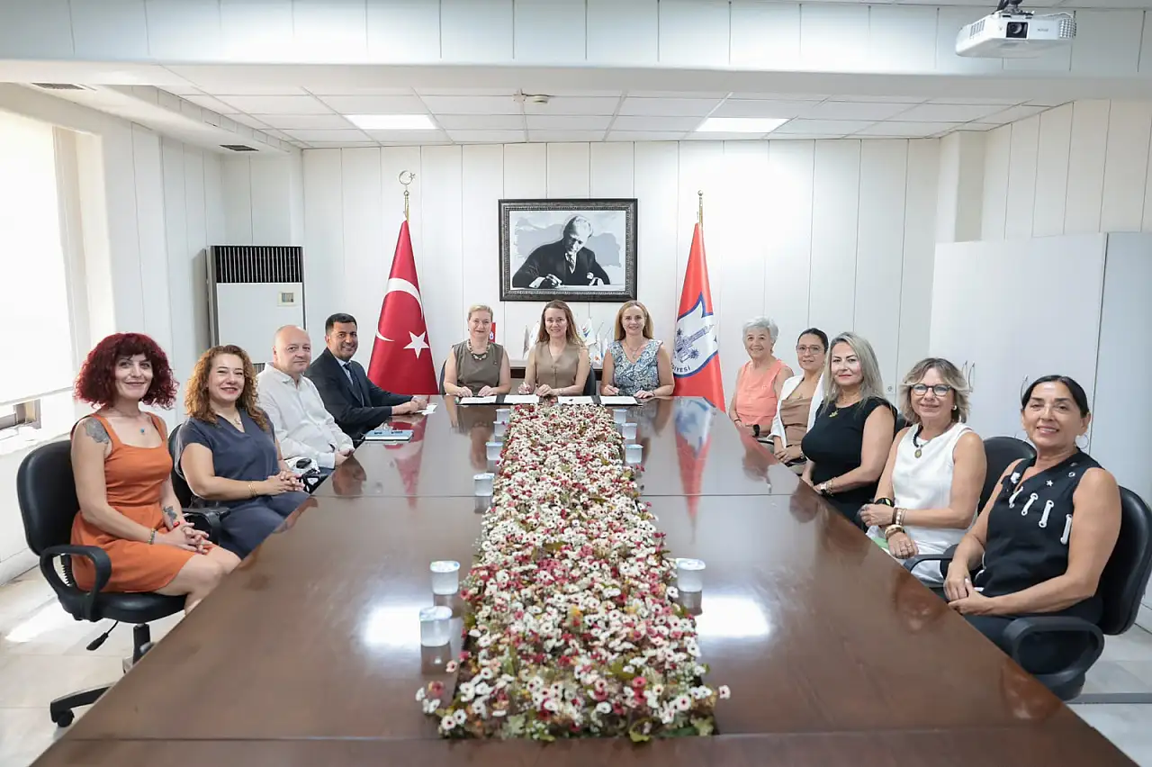 Konak'ta fırsat eşitliği için imzalar atıldı
