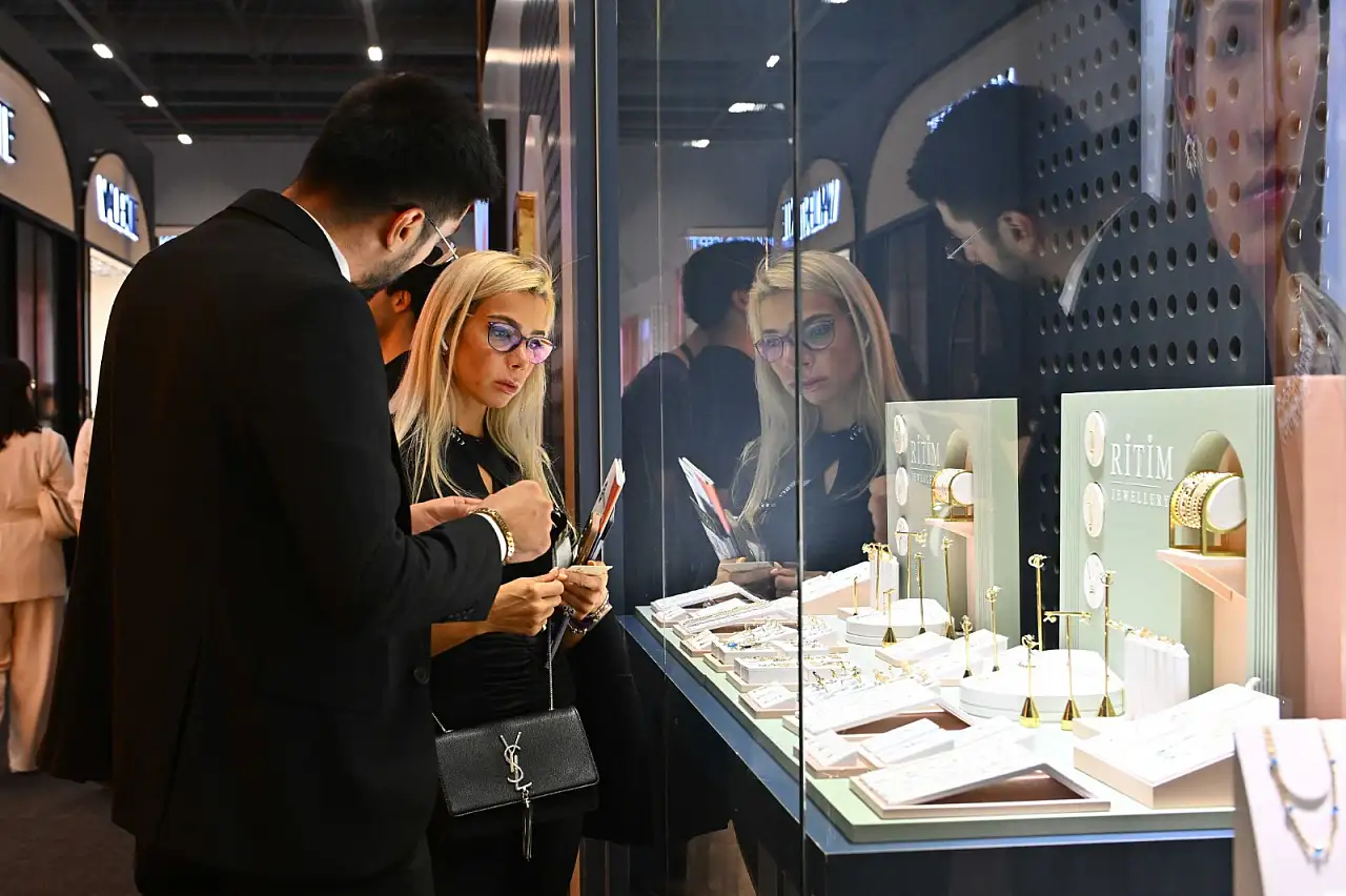 İzmirli kuyumcular IJS için İstanbul'a çıkarma yapacak