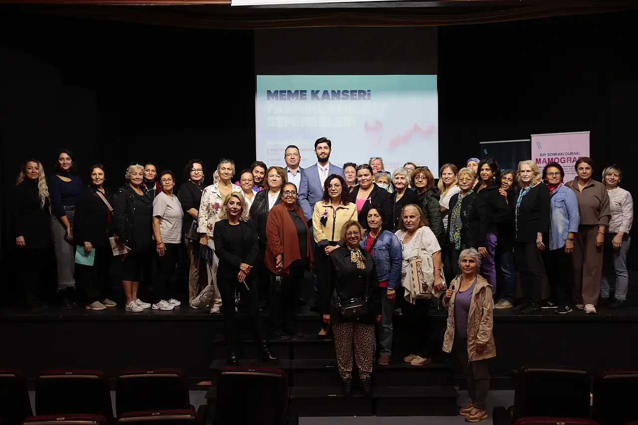 Konak'ta meme kanseri farkındalık ayı etkinlikleri büyük ilgi gördü