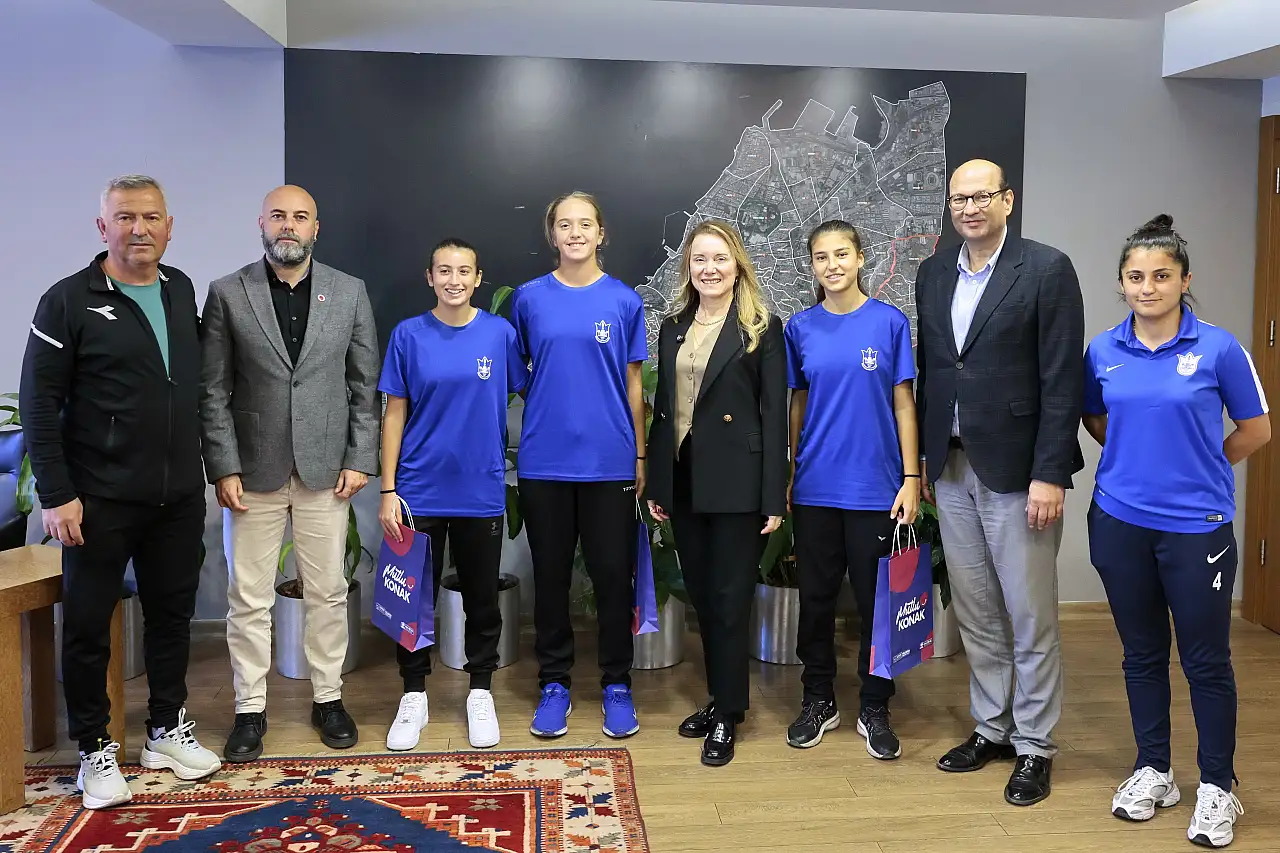 Konak Belediyespor'dan üç genç yetenek U15 milli takımı kadrosunda