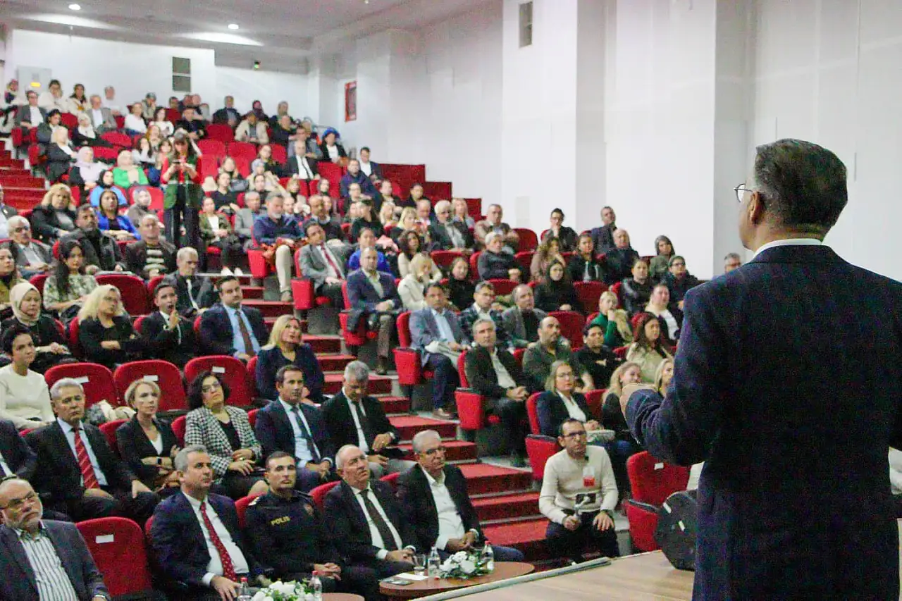 Yeşilay'dan toplumu kuşatan 'Bağımsızlık' çağrısı