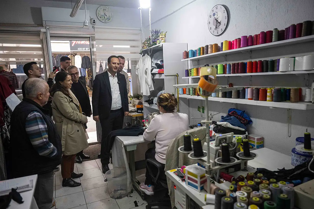 Esnaf ve vatandaşlarla birebir görüşme