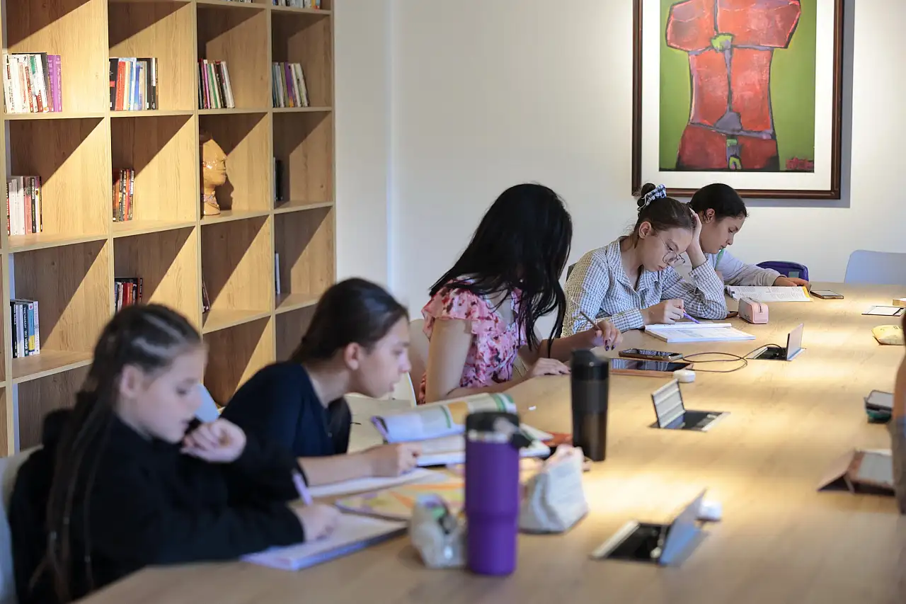 Konak'ta Cumhuriyet kütüphaneleri ilgi odağı oldu: Üye sayısı 5 bine yaklaştı