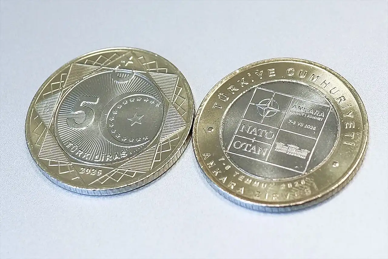 NATO için harcamalar bitmiyor: 100 bin hatıra parası basıldı
