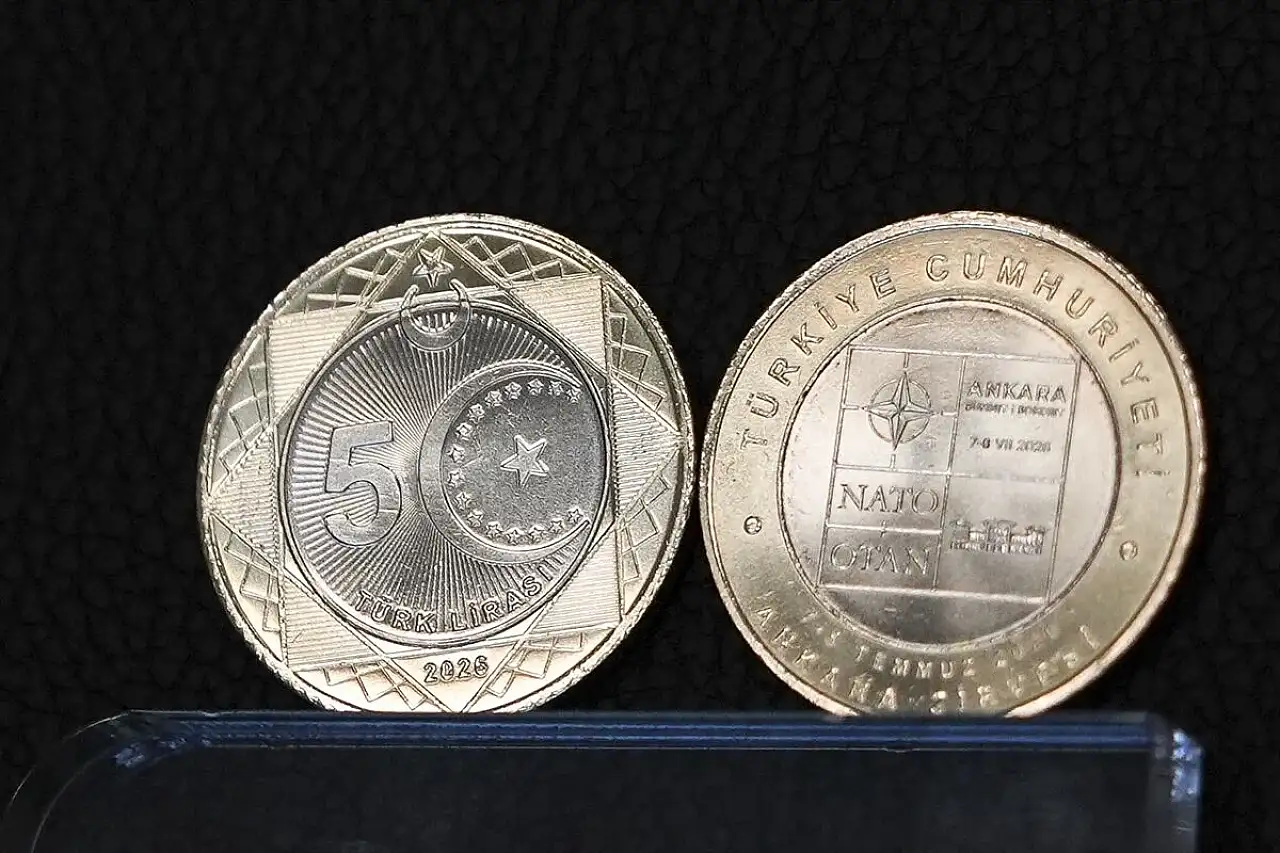 NATO için harcamalar bitmiyor: 100 bin hatıra parası basıldı