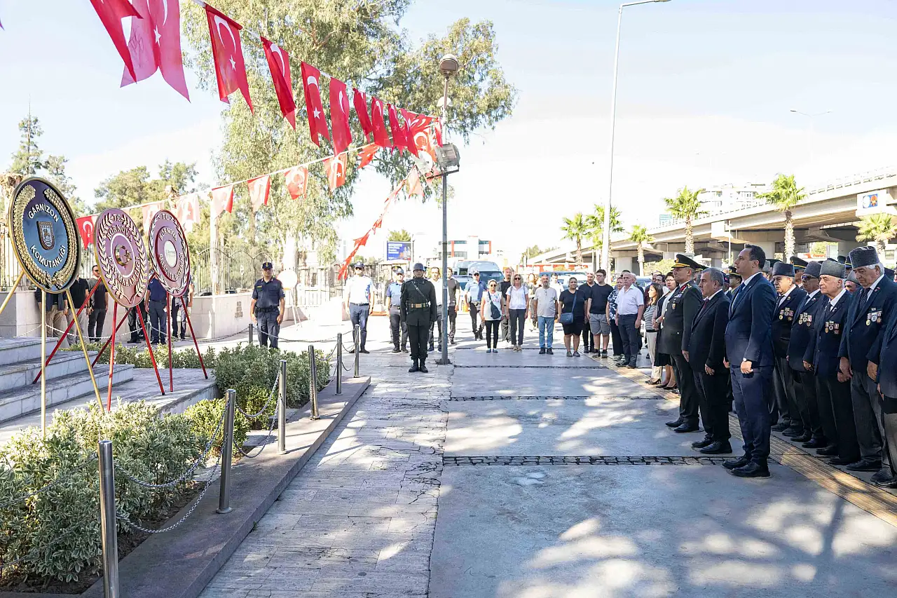 Bornova'da 9 Eylül'ün 104. yılı Belkahve'de kutlandı