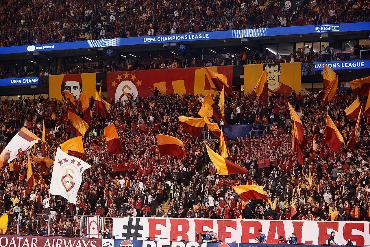 Galatasaray'dan Barcelona karşısında 3 değişiklik