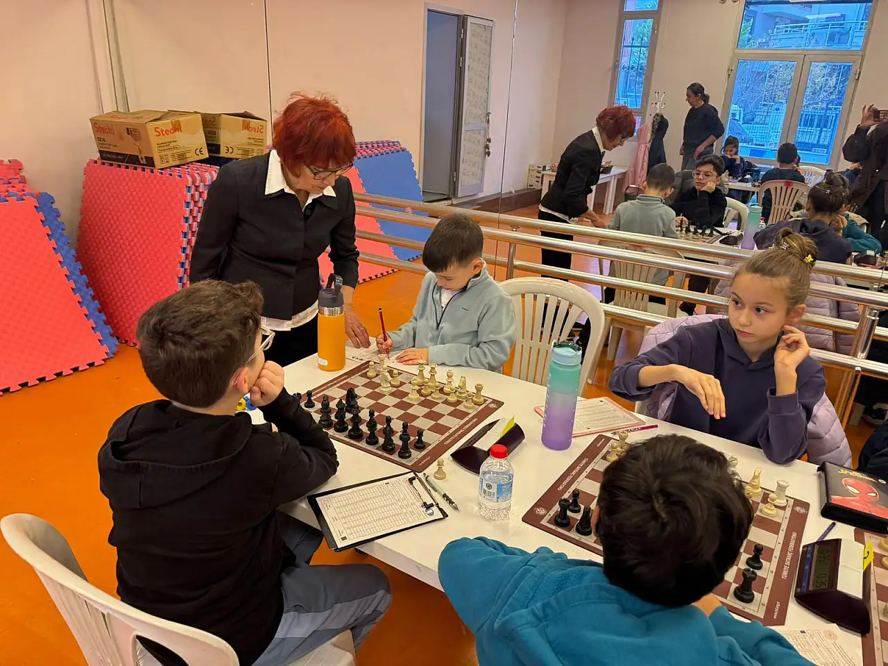 Seferihisar'da yeni yıl satranç turnuvası coşkusu