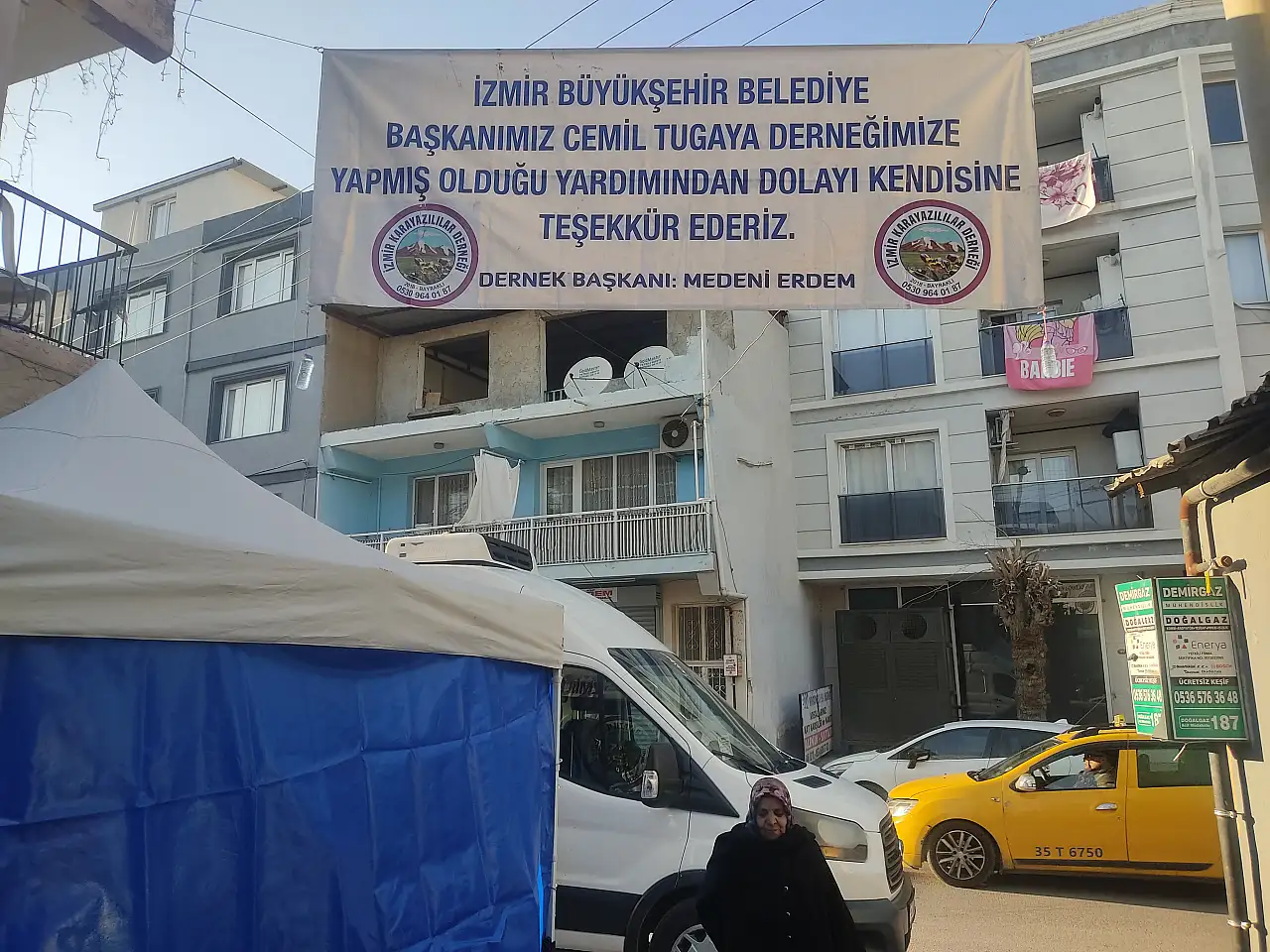 Karayazılılar Derneği'nden Bayraklı'da gönül sofrası: Yıllardır süren dayanışma geleneği büyüyerek devam ediyor