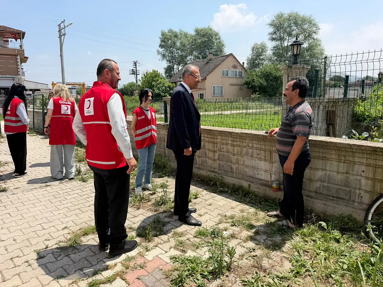 İzmir ile Akyazı Arasında Gönül Köprüsü