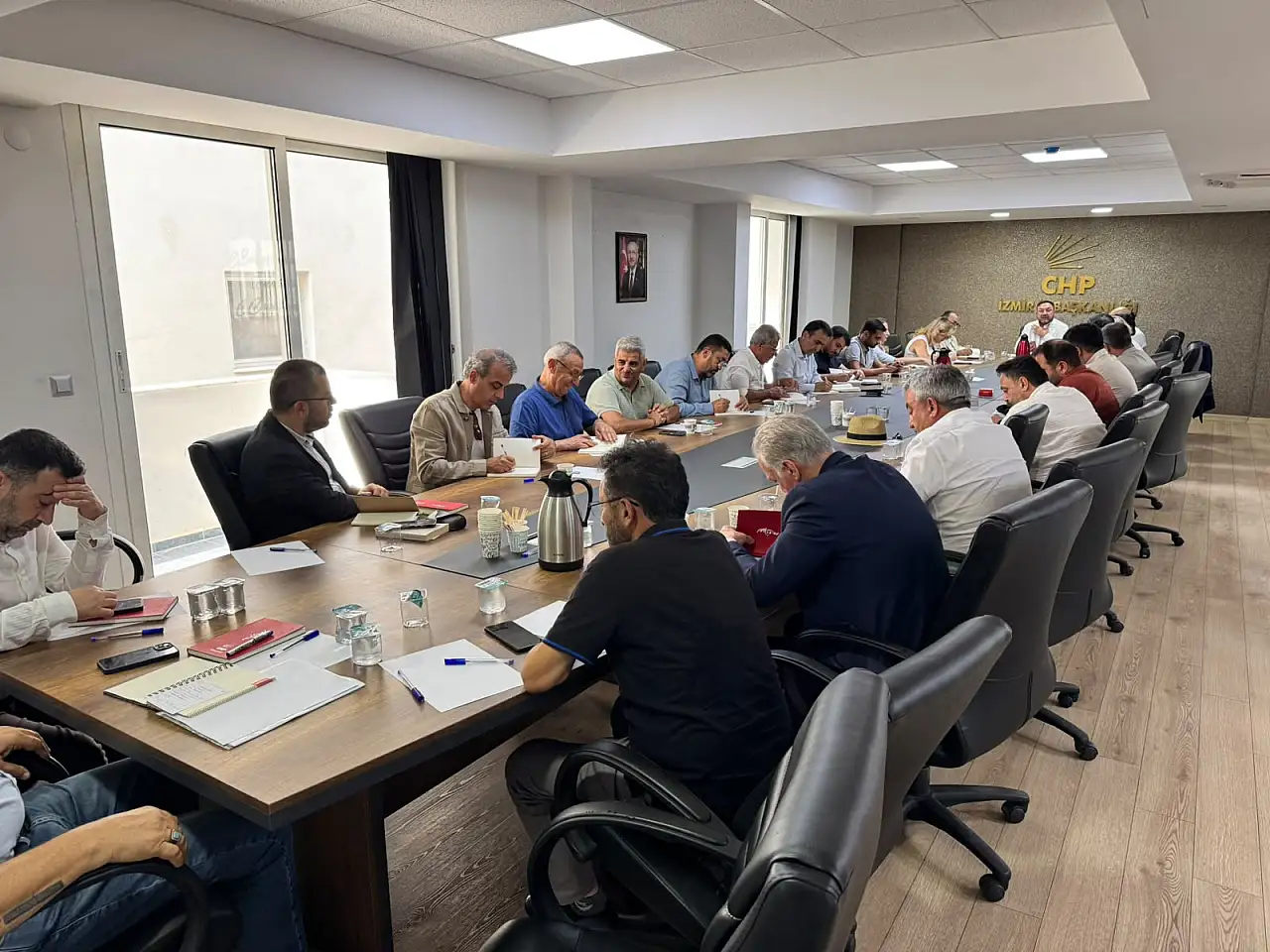 CHP İzmir'de görev değişimi: 4 ilçeye yeni başkan