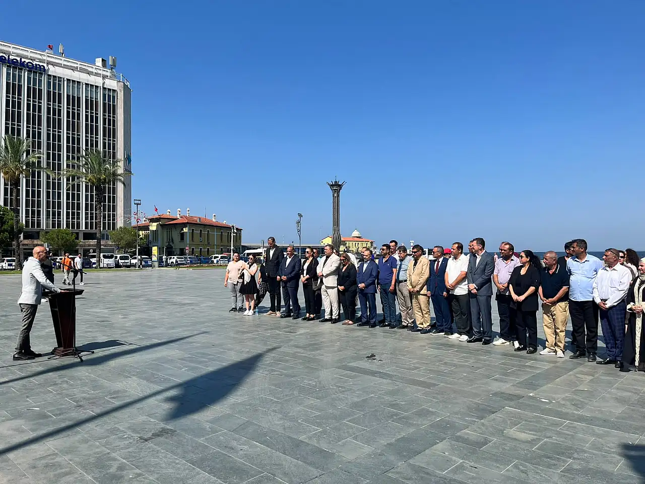 İzmir'de Roman Soykırımı unutulmadı