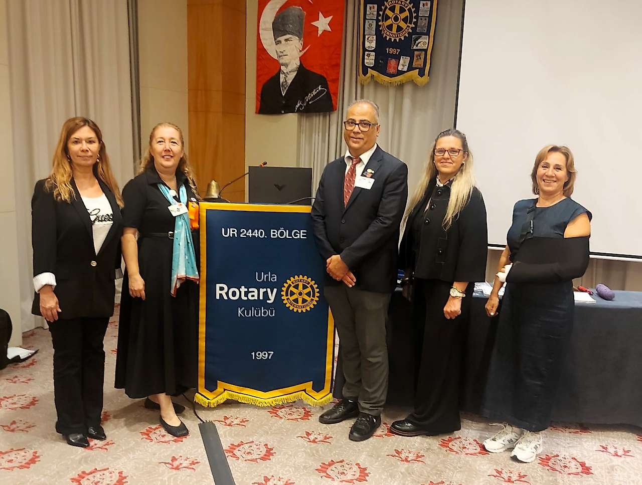 Urla Rotary Kulübü 20'nci üyesini kabul etti! Gündemde eğitim ve toplumsal dayanışma
