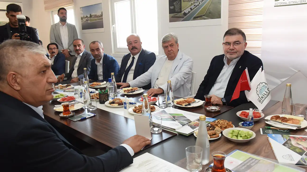 Dikili'nin jeotermal su kuyusu açıldı