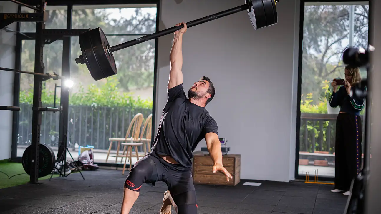 Guinness'e uzanan güç: Ulubatlı Burak'tan dünya rekoru