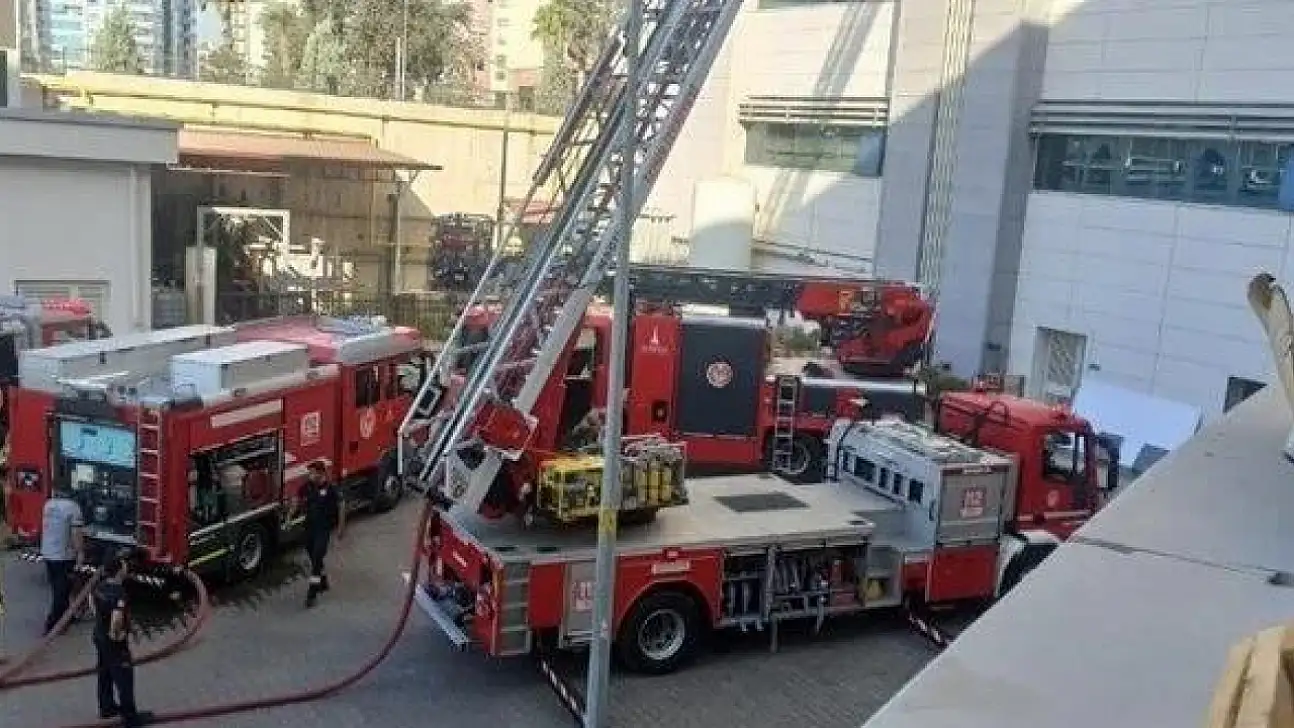 İzmir İtfaiyesi, Torbalı Devlet hastanesindeki yangına hızla müdahale etti