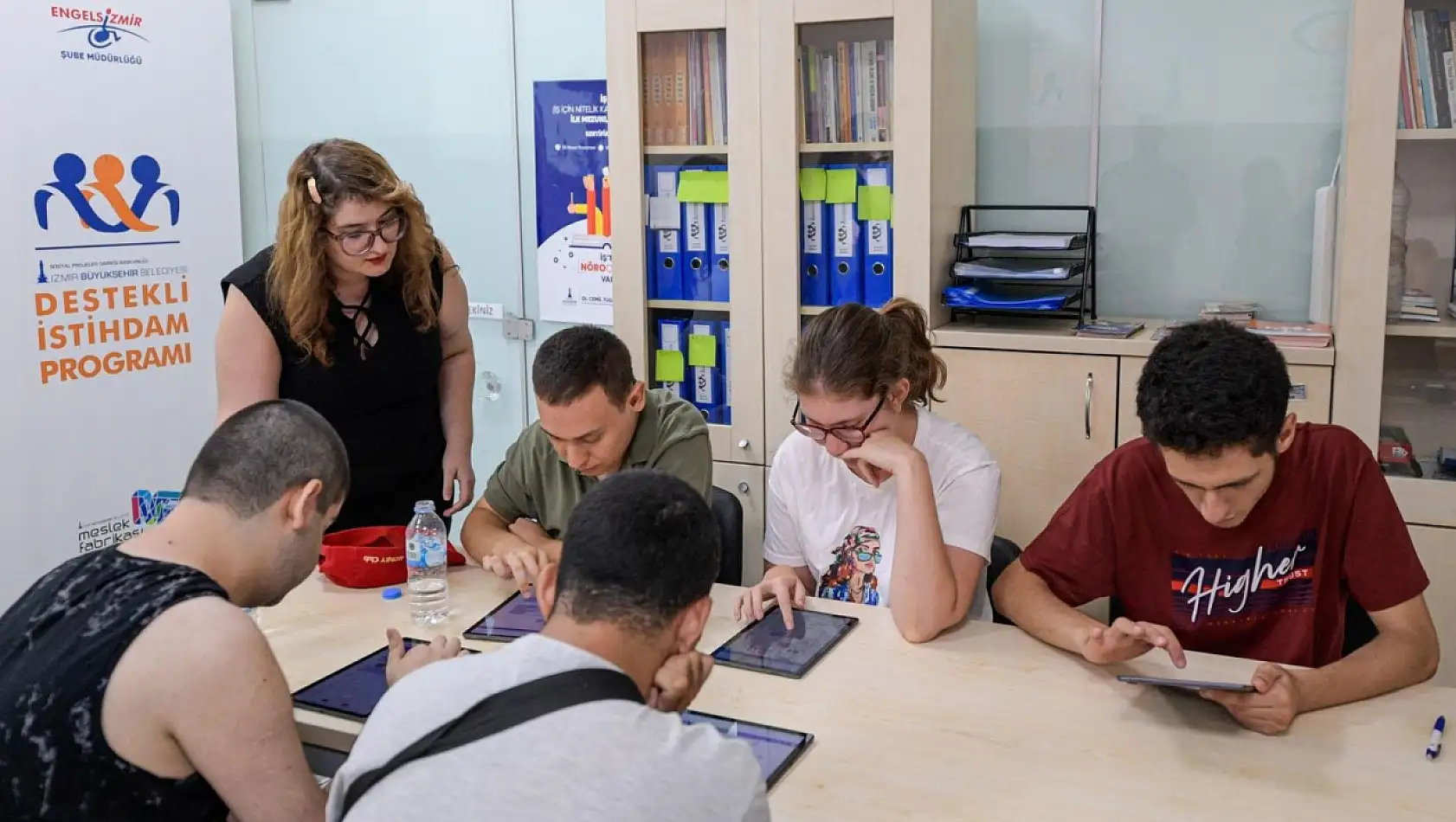 Nöroçeşitli gençlere istihdam köprüsü: İŞ İN programı