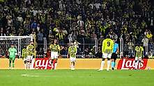 Fenerbahçe, Slavia Prag karşısında 2-0'lık üstünlüğünü koruyamadı