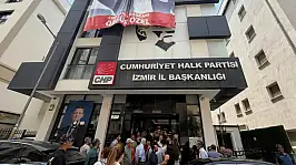 Eski ilçe başkanlarından CHP İzmir'deki krize sert tepki: 'Atanmış iradelerle yönetilemez'
