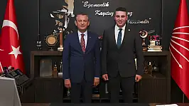 İzmir'de bir 'yeni parti' istifası daha
