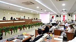 Karabağlar'da siyasi tablo değişiyor