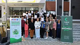 Yeşilay İzmir Şubesinden çocuklara dijital farkındalık eğitimi