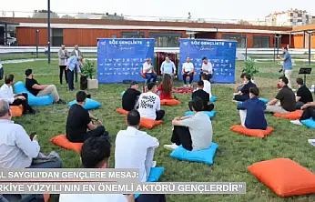 Bilal Saygılı'dan gençlere mesaj: 'Türkiye Yüzyılı'nın en önemli aktörü gençlerdir'