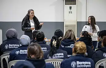 Bornova Belediyesi'nden kadın personeline sağlık parkındalığı çalışması