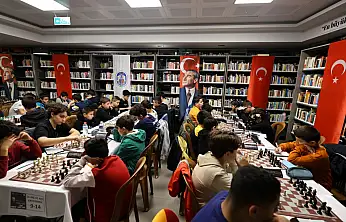 Efes Selçuk'ta 'Ataya Saygı' satranç turnuvası coşkusu başladı