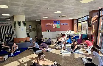 Genç İzmir'in 'Yoga Saati'