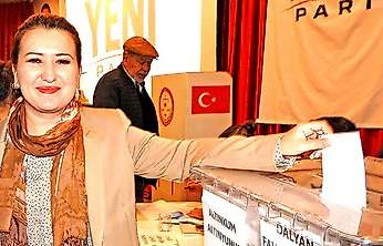 Gökçe Gökçen'den Halk TV'ye kayyum atanmasına tepki