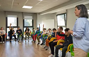 İzmir Büyükşehir Belediyesi çocuk meclisi yeni döneme başladı