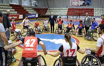 İzmir Büyükşehir Belediyesi tekerlekli sandalye basketbol takımı süper ligde 20. sezonuna hazır