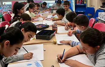 İzmir çocuk merkezlerinde yeni dönem heyecanı başladı