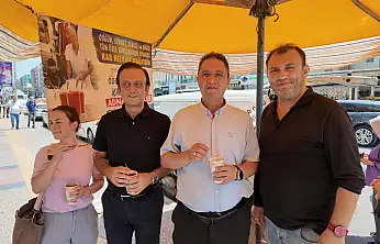 İzmir'de Basın Bayramı'na serinleten anma: Aris Medya'dan Gazeteciler için kar helvası...