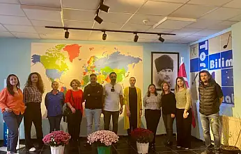 İzmir'de Harezmi Eğitim Modeli öğretmen eğitimleri başladı