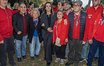 İzmir'de izci sofrası buluşması: Dayanışma ve paylaşımın renkli buluşması