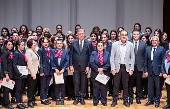 İzmir'den dünyaya 'Eşitlik' dersi: Ulaşımda kadın devrimi