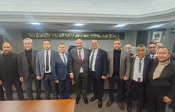 İzmir Fırıncılar Odası'nda Rövanşı da Kemal Sırtı Aldı