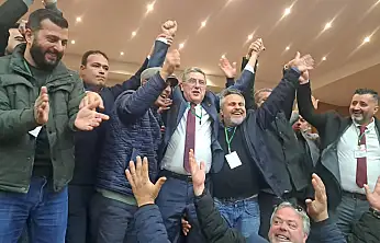 İzmir servisçiler odasında seçim sonuçlandıI: Başkan Hasan Basri Bostancı