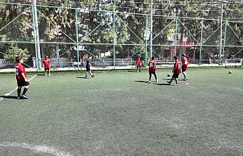 Paşaoğlu: 'Kötü alışkanlıklardan korunmanın yolu sahadan geçiyor'