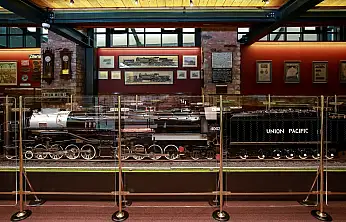 Modern demiryolu ulaşımının 200. yılı kutlanıyor.