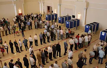 Otelcilerden galericilere… İzmir'de esnaf odası seçim analizi!