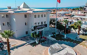 Seferihisar Belediyesi'ne operasyonda 43 kişi gözaltına alındı