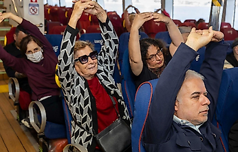 Vapur yolculuğuna spor molası: İzmir'de haftada iki gün uygulanıyor