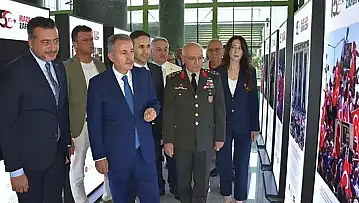 15 Temmuz'un sembol kareleri İzmir'de