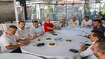 Başkan Eşki mahallelerin nabzını muhtarlarla tuttu