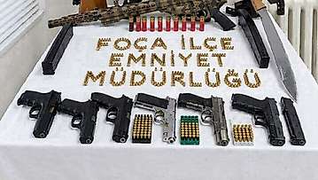 Foça'da düğün magandalarına operasyon: 14 şüpheli yakalandı