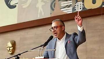 İzmir İl Kongresi'nde delege listeleri krize neden oldu: Karşıyaka ilçe başkanı istifa edeceği iddia edildi