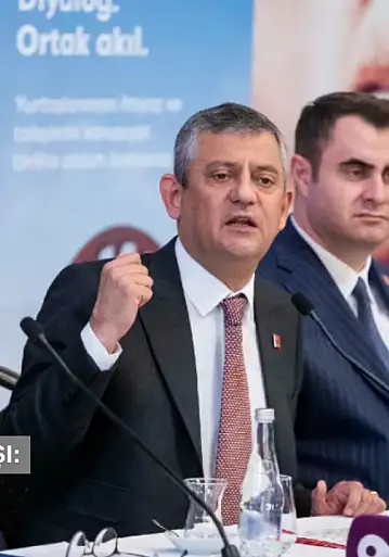 Özel'den Roman çıkışı: 'Bu büyük bir ayıp'